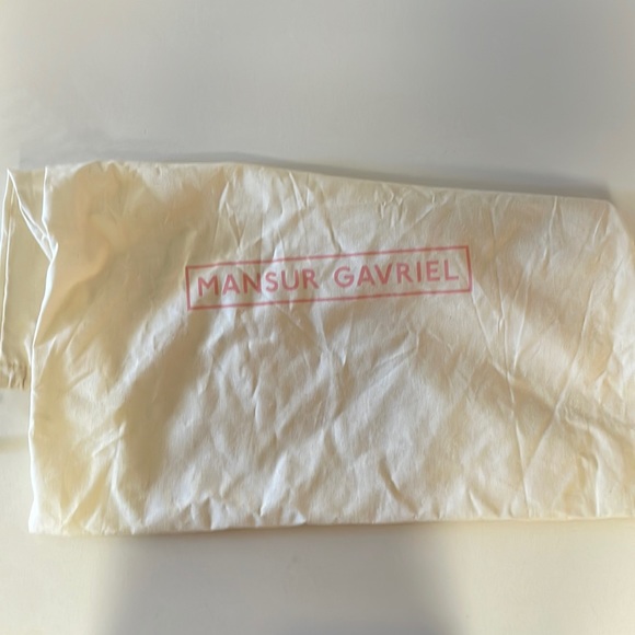 Mansur Gavriel black leather tote bag with red interior - Picture 5 of 17